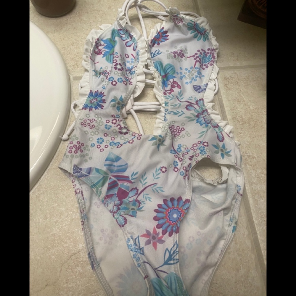 Girls-One piece swim suit